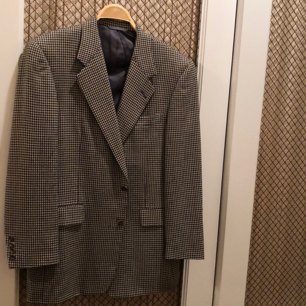 Hickey-Freeman for Saks men’s sport jacket.